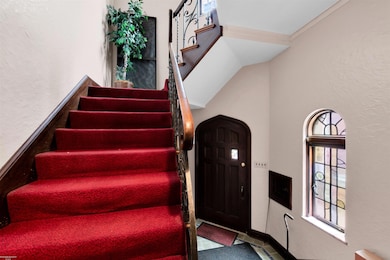 936 Trombley Rd, Grosse Pointe Park, MI 48230 - photo 4