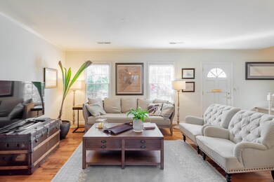 2.5ColonialStreet-KeenEyeMarketing-9