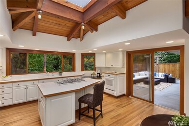 4126 78th Ave SE, Mercer Island, WA 98040 - photo 7