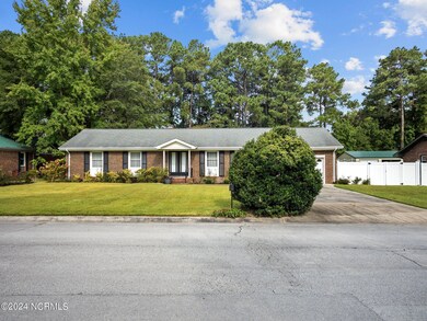 413 University Dr, Jacksonville, NC 28546 - photo 6