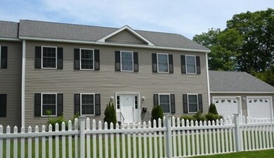 15 Columbia St, Wellesley Hills, MA 02481 - photo 3