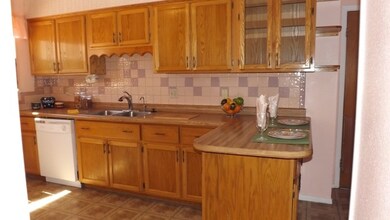 1826 Crescent Dr, Alamogordo, NM 88310 - photo 3