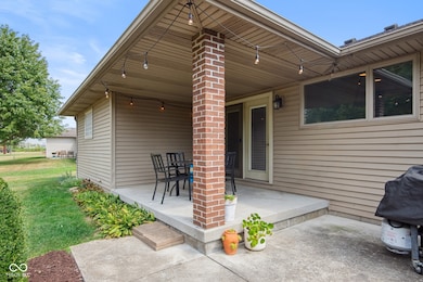 140 Stevens Dr, Seymour, IN 47274 - photo 6