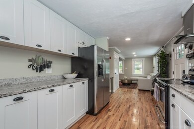 9 Amherst Rd, Hopkinton, MA 01748 - photo 5