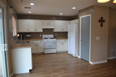Kitchen 0040