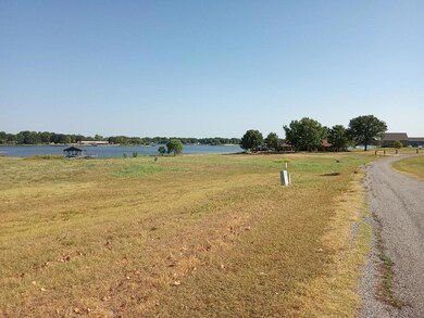 1901 Lakeside Dr, Bonham, TX 75418 - photo 4