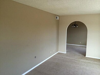 10901 Bella Vista Dr, El Paso, TX 79935 - photo 3