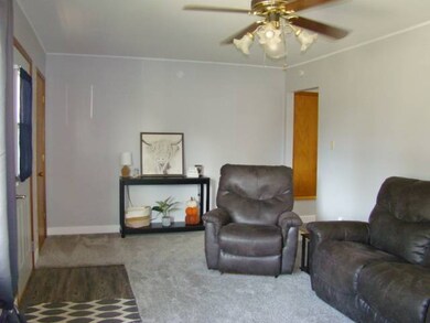 415 N Butler St, Corydon, IA 50060 - photo 7