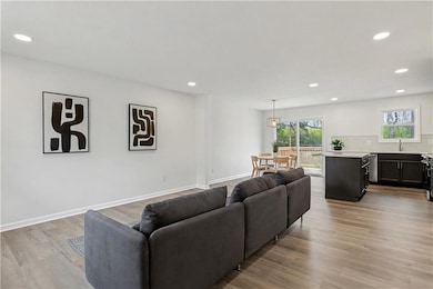 11119 N Harrison St, Kansas City, MO 64155 - photo 4