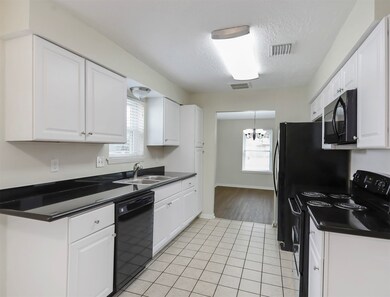 16918 Paint Rock Rd, Friendswood, TX 77546 - photo 4