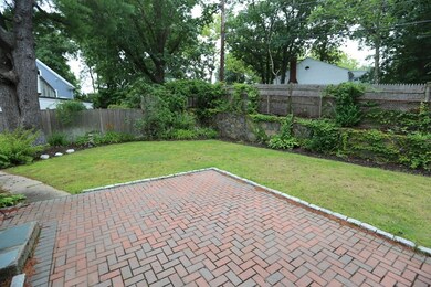 365 Corey St, West Roxbury, MA 02132 - photo 3