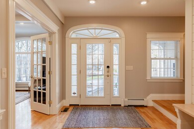 37 Oakmont_Entry