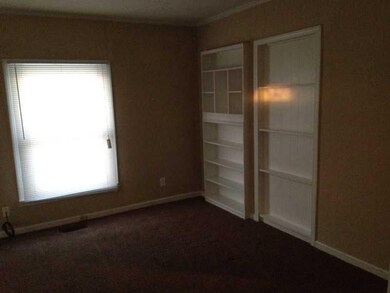 2724 Central Ave, Anderson, IN 46016 - photo 4