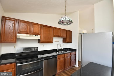 3863 Beech Down Dr, Chantilly, VA 20151 - photo 4