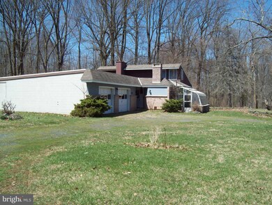 1190 Camp Skymount Rd, Green Lane, PA 18054 - photo 7