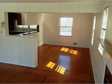 Dining Room. Nice Dining Room