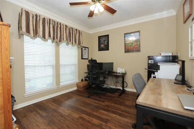 11806 Laurel Meadow Dr, Tomball, TX 77377 - photo 4