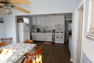 349 Woodstock St, Seabrook, NH 03874 - photo 3