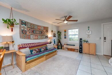945 Main St Family Room