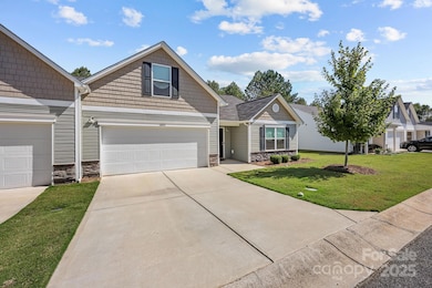 1405 Amberlight Cir, Salisbury, NC 28144 - photo 4