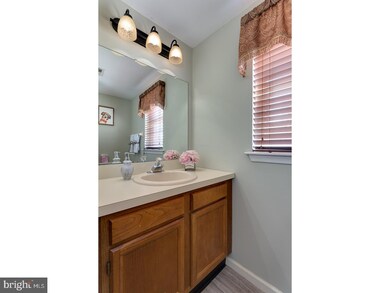 304 Oliphant Ln unit 304B, Mount Laurel, NJ 08054 - photo 7