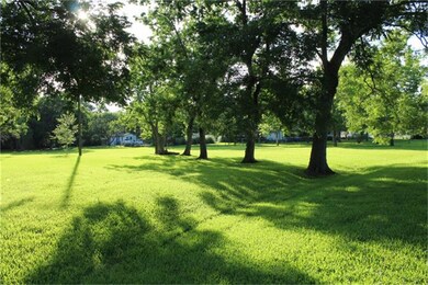 0 N Johnson unit 84296185, Alvin, TX 77511 - photo 6