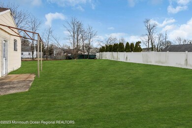 11 Johnston St, Oakhurst, NJ 07755 - photo 5