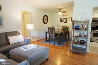 903A Oliphant Ln unit 903A, Mount Laurel, NJ 08054 - photo 6