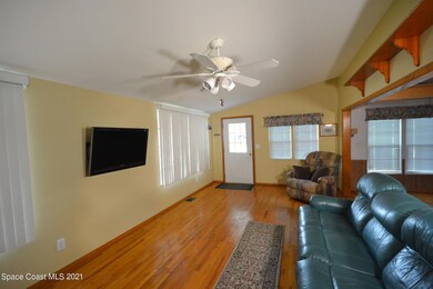 293 Plantation Dr, Titusville, FL 32780 - photo 5