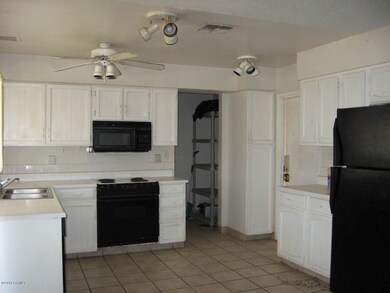 Large Kitchen