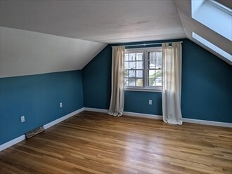 14 Christopher St, Newburyport, MA 01950 - photo 5