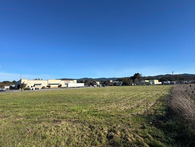 000 Riverwalk Dr, Fortuna, CA 95540 - photo 5