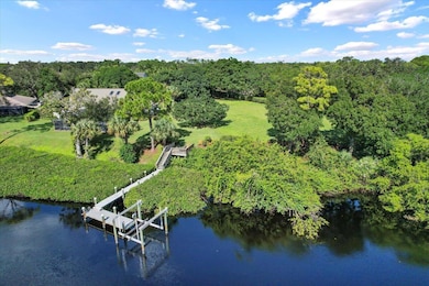 18021 SE Laurel Leaf Ln, Jupiter, FL 33469 - photo 3