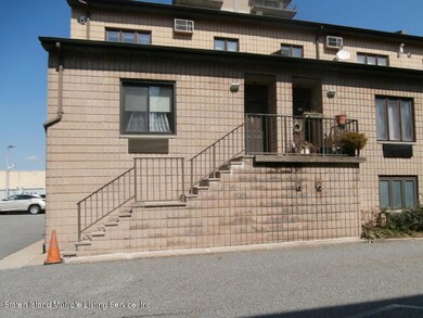 49 HYLAN BLVD 2D 008