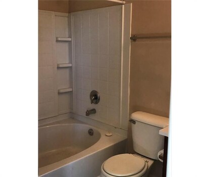 2651 Frasier Fir Dr, Greenwood, IN 46143 - photo 6