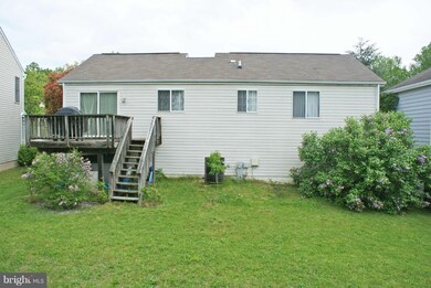 14912 Saddle Creek Dr, Burtonsville, MD 20866 - photo 2