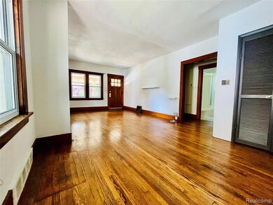 716 Catalpa Dr, Royal Oak, MI 48067 - photo 7