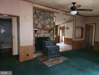 107 Secret Oaks Ln, Hedgesville, WV 25427 - photo 7