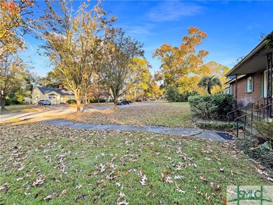 327 E 60th St, Savannah, GA 31405 - photo 5