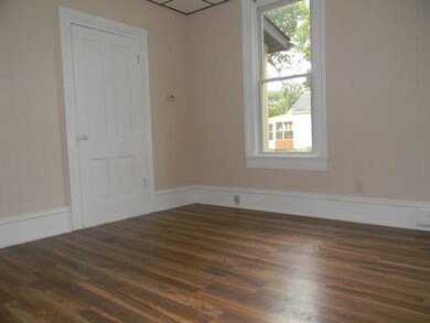 203 S 3rd Ave, Chenoa, IL 61726 - photo 3