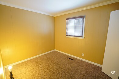 232 Butte Ln, Carpentersville, IL 60110 - photo 7