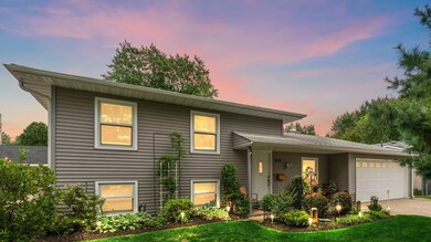 749 N Wheeler St, Griffith, IN 46319 - photo 2