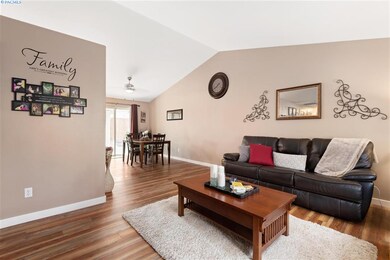 602 S Perry Ct, Kennewick, WA 99336 - photo 5