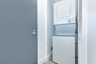 39 NW 7th Ave unit 405, Miami, FL 33128 - photo 6