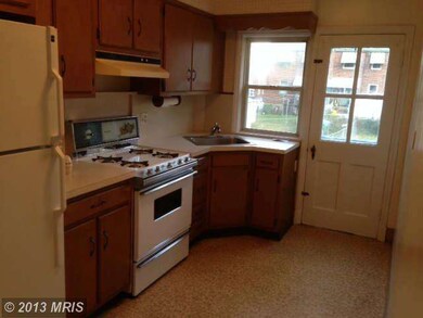 5005 Crosswood Ave, Baltimore, MD 21214 - photo 6