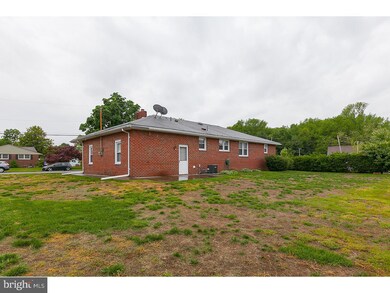 421 Lock Ave, Gibbstown, NJ 08027 - photo 2