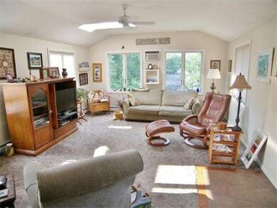 113 Knight St, Milford, NH 03055 - photo 7