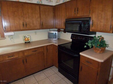 974 W 3rd St, Lock Haven, PA 17745 - photo 6