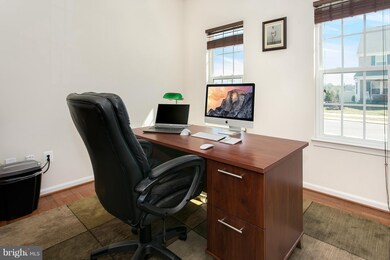 11754 Nationals Ln, Waldorf, MD 20602 - photo 4