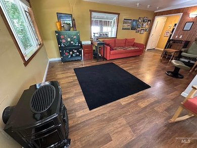 604 N 3rd St, Bellevue, ID 83313 - photo 2